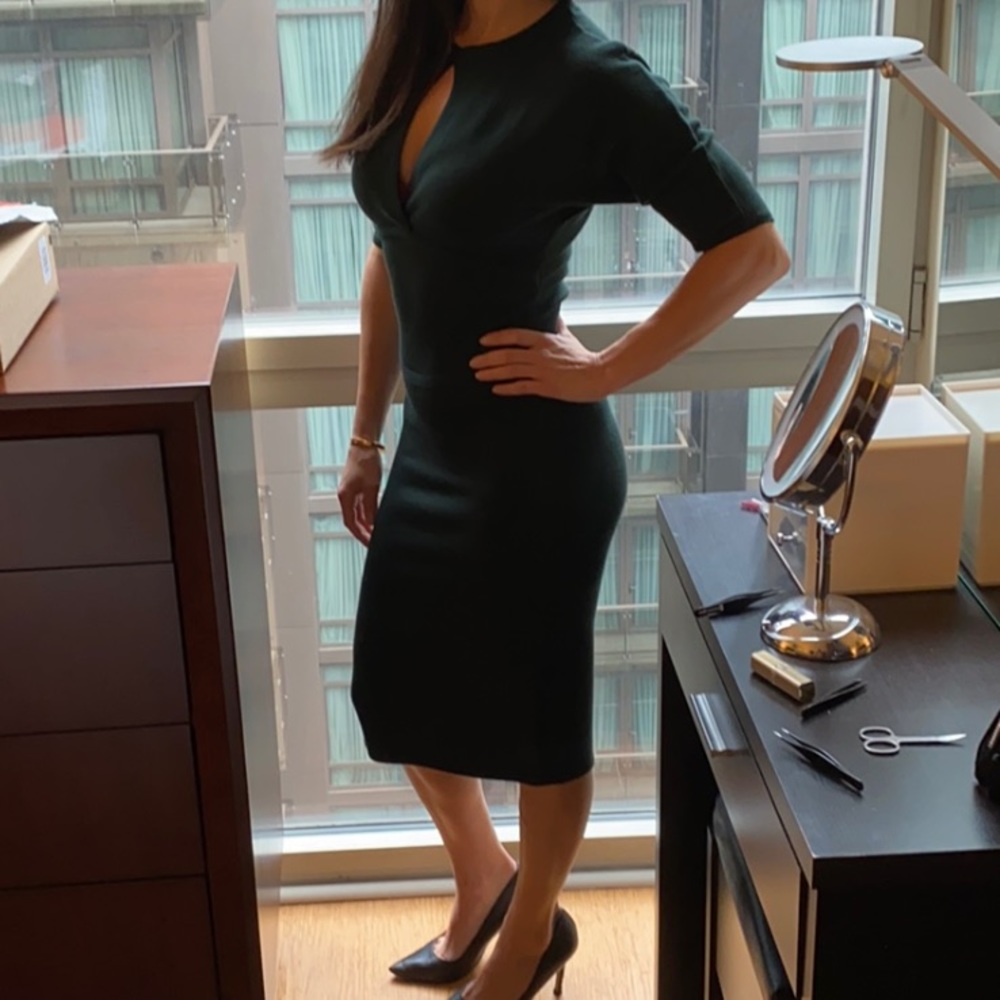 Forest green body con midi dress